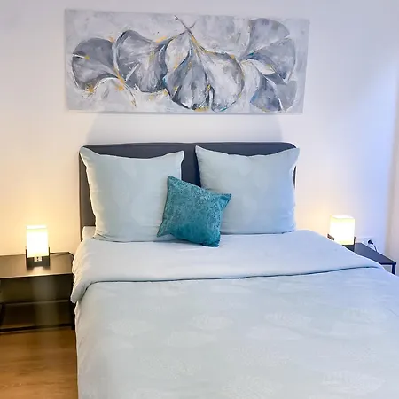 Appartement 4-zimmer Wohnung, Zentral Fraenkische Schweiz, Neubau, Parkplatz, 3 Sz, 2 Bz, Grosse Terrasse Ebermannstadt