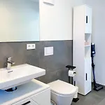 Apartamento 4-zimmer Wohnung, Zentral Fraenkische Schweiz, Neubau, Parkplatz, 3 Sz, 2 Bz, Grosse Terrasse