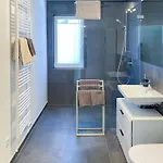 4-zimmer Wohnung, Zentral Fraenkische Schweiz, Neubau, Parkplatz, 3 Sz, 2 Bz, Grosse Terrasse * Ebermannstadt